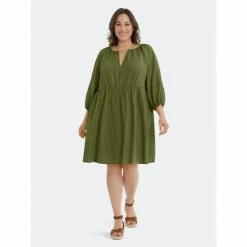 Maggy London London Times Essie Curve Dresses Pesto