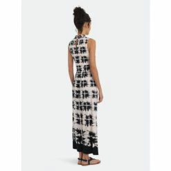 Maggy London London Times Petite Roxy Dresses Roxy Ivory / Navy -Maggy London shop unnamed file 1305