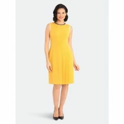 Maggy London Cassie Pleated Dresses Ml Golden