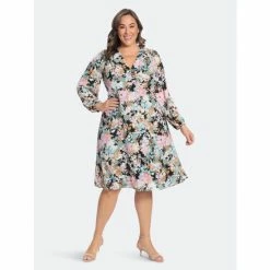 Maggy London London Times Curve Britton Dresses Navy / Denim / Pink