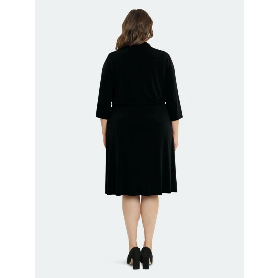 Maggy London London Times Curve Taria Dresses Botanical Green 7 Maggy London London Times Curve Taria Dresses Botanical Green - Image 5