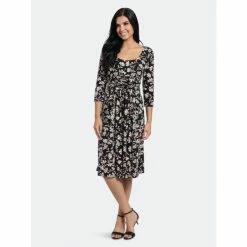 Maggy London London Times Keira Dresses Navy / Citronella
